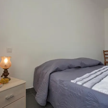 Close To The Sea Villa *